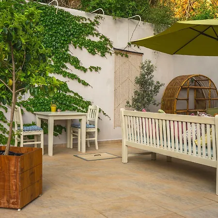 Aparthotel Lantana Aparts 3*