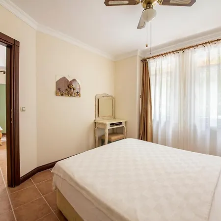 Lantana Aparts Aparthotel Kaş