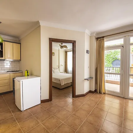 Lantana Aparts Aparthotel