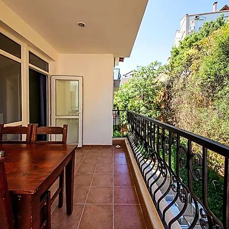 Apartahotel Lantana Aparts 3*