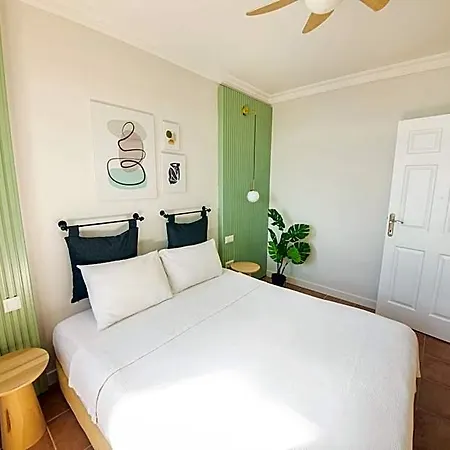 Lantana Aparts Apartahotel 3*