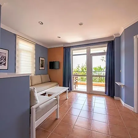 Lantana Aparts Apartahotel Kaş