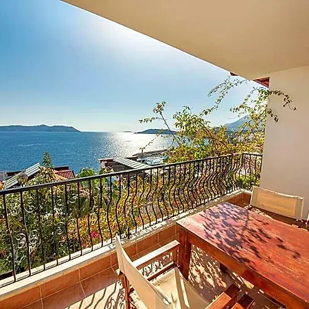 Lantana Aparts Apartahotel 3*